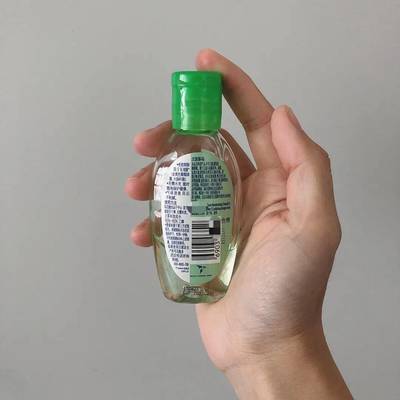 面對(duì)初冬寒氣更來(lái)的手一點(diǎn)溫情變整潔的未來(lái)
